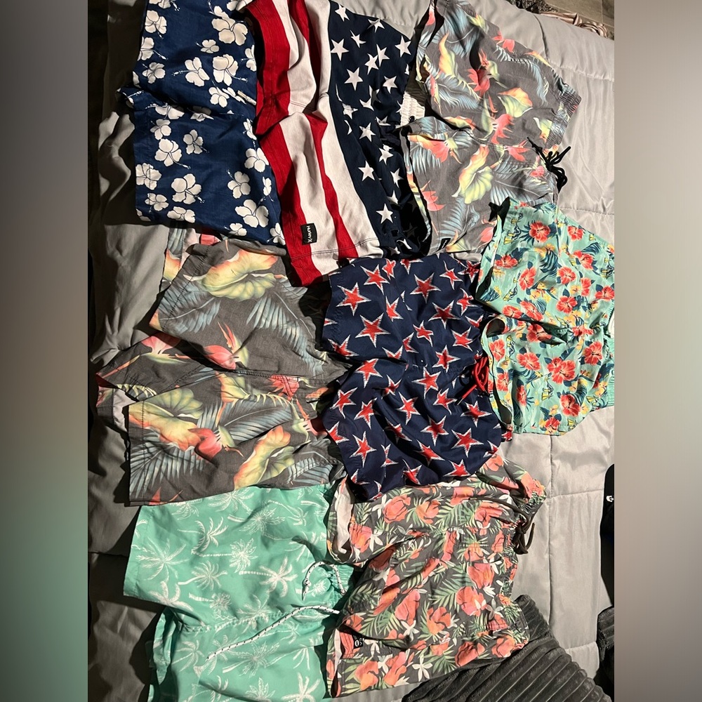Men’s bathing suit swimwear trunks
